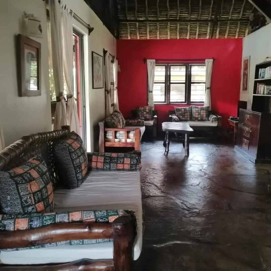 Oasis Diani Beach Villas Kamer foto
