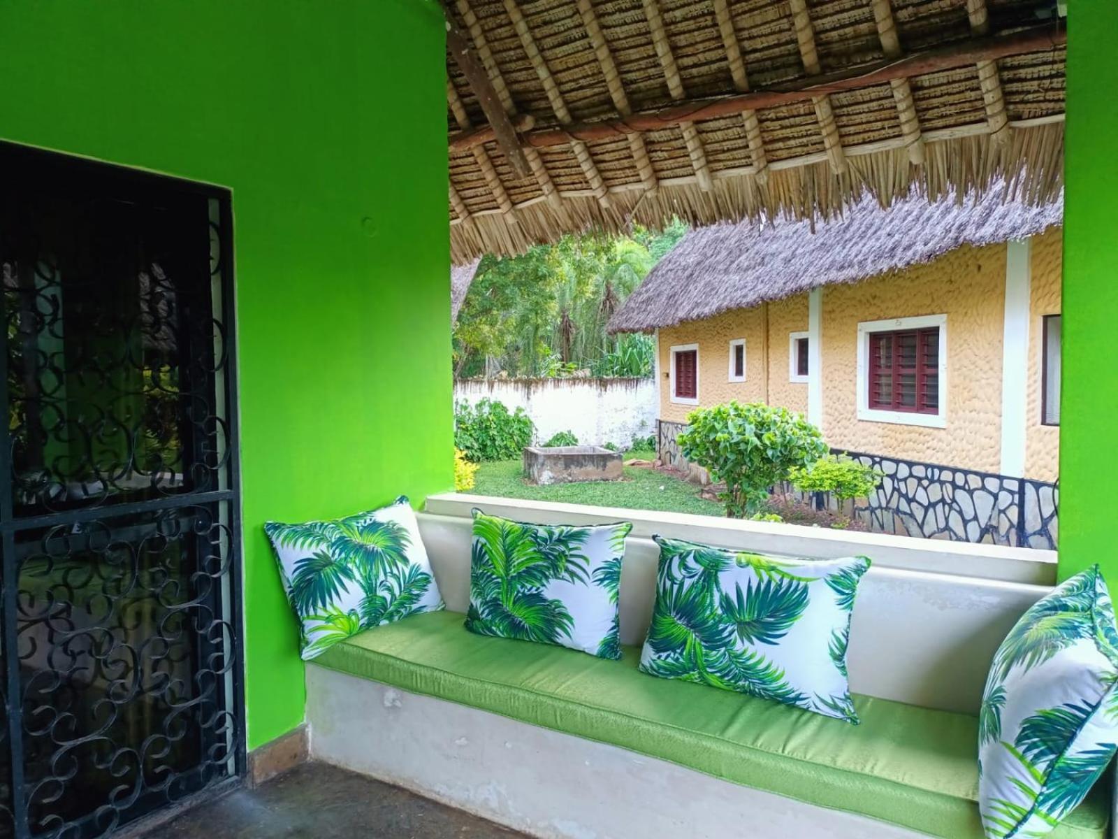 Oasis Diani Beach Villas Buitenkant foto